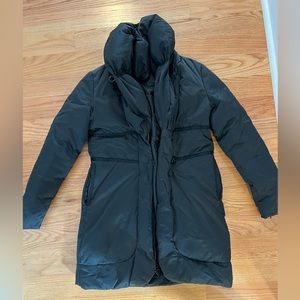 Elie Tahari black down puffy winter coat